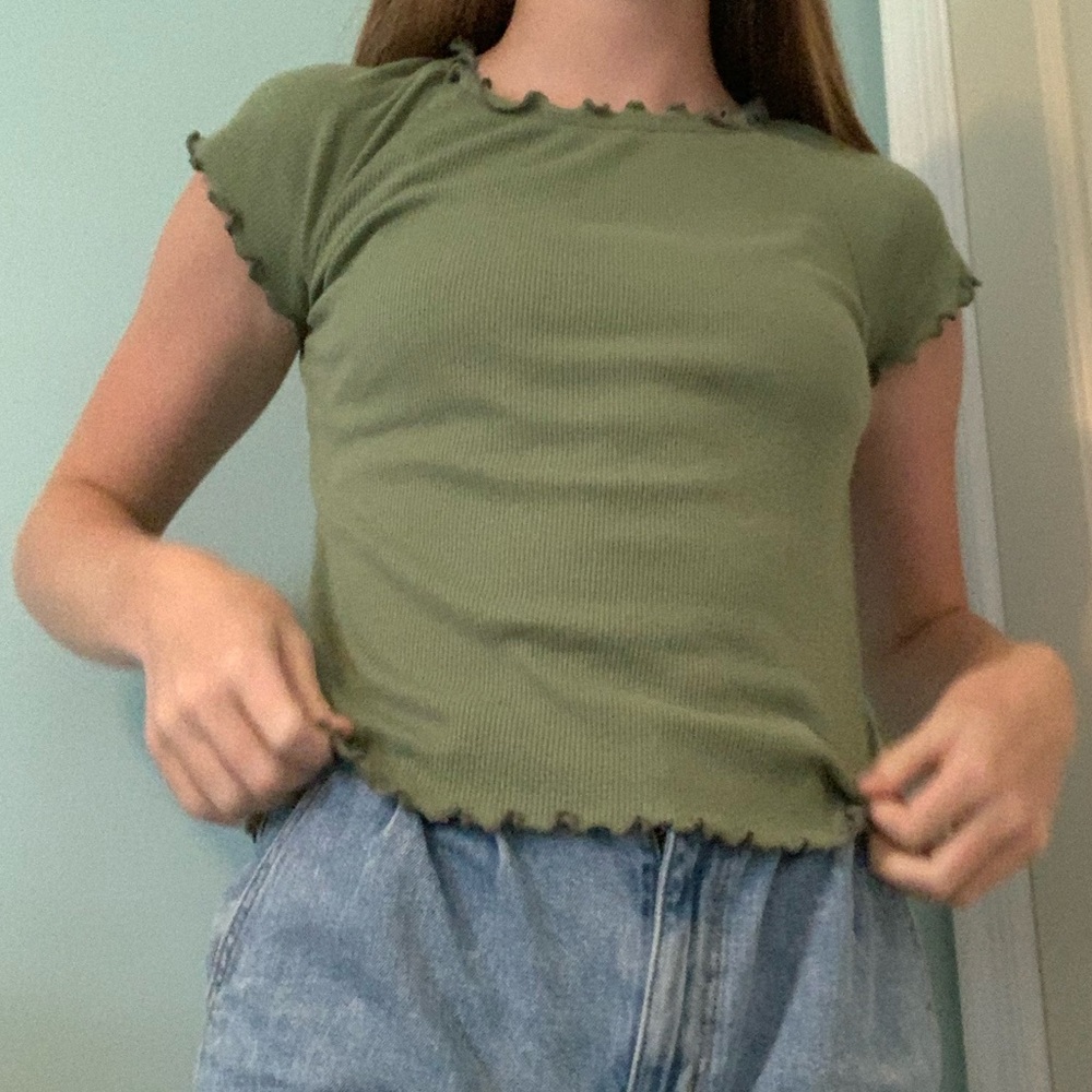 🌱4/$25 green top